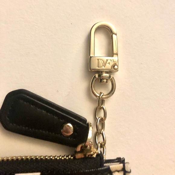 DVF Diane Von Furstenberg Zebra Print Coin/Key Purse - Picture 3 of 5